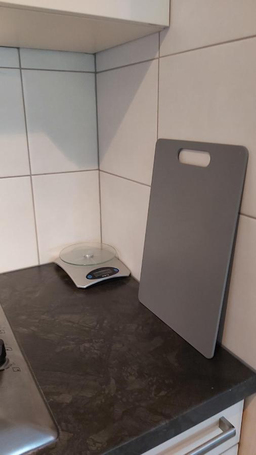 Comfortabel En Gezellig Familie Chalet Tot 6 Personen Op De Veluwe Bungalowpark De Kern プッテン エクステリア 写真