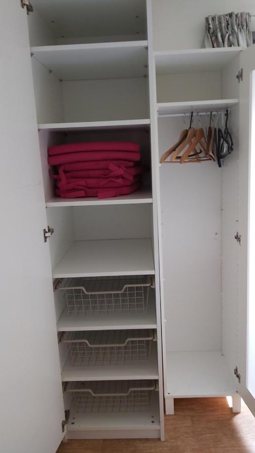 Comfortabel En Gezellig Familie Chalet Tot 6 Personen Op De Veluwe Bungalowpark De Kern プッテン エクステリア 写真